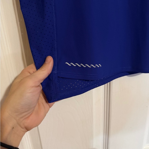 NWT Fabletics Essential Air Short-Sleeve Top - Picture 6 of 8